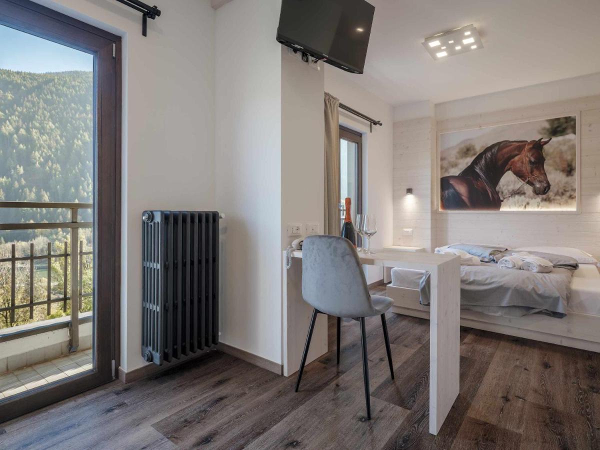 Hotel Garni Alta Valle Vione ภายนอก รูปภาพ